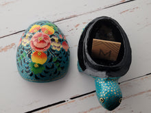 Load image into Gallery viewer, Paradise Turquoise Turtle Ring Jewelry Box - Off The Trail Gifts
