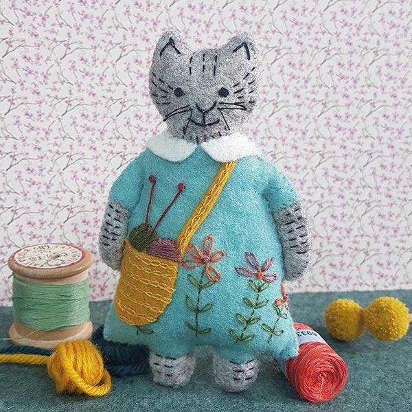 Mrs. Cat Loves Knitting Felt Embroidery Craft Mini Kit - Off The Trail Gifts