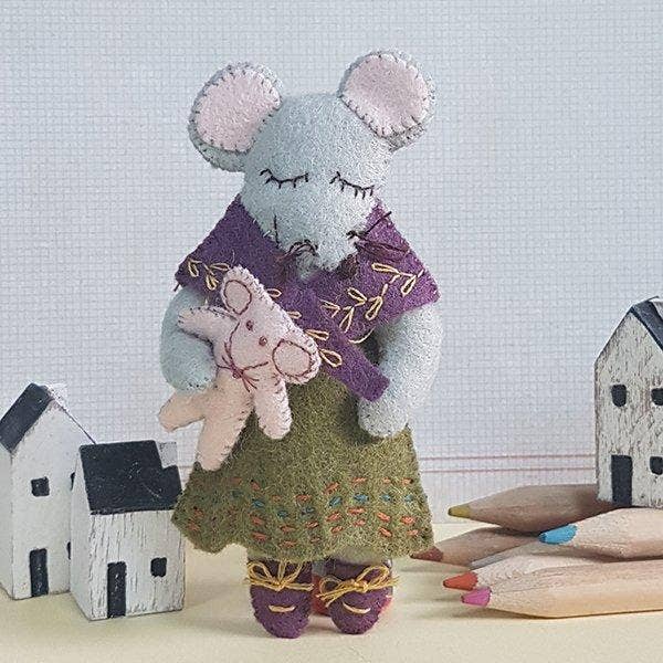 Little Miss Mouse Felt Embroidery Craft Mini Kit - Off The Trail Gifts